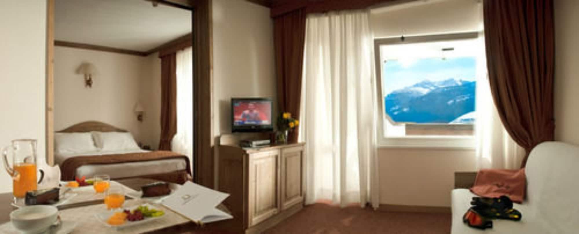 Hotel Alaska Cortina Cortina dʼAmpezzo Esterno foto