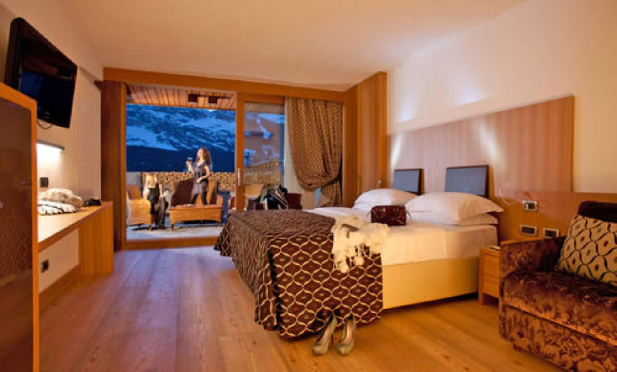 Hotel Alaska Cortina Cortina dʼAmpezzo Esterno foto
