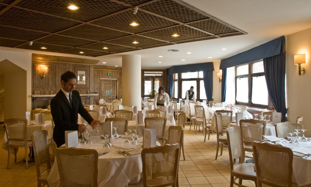 Hotel Alaska Cortina Cortina dʼAmpezzo Esterno foto