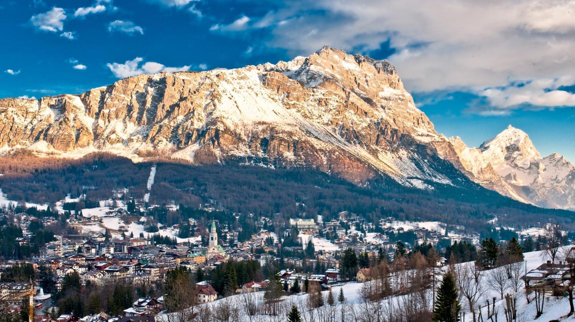 Hotel Alaska Cortina Cortina dʼAmpezzo Esterno foto