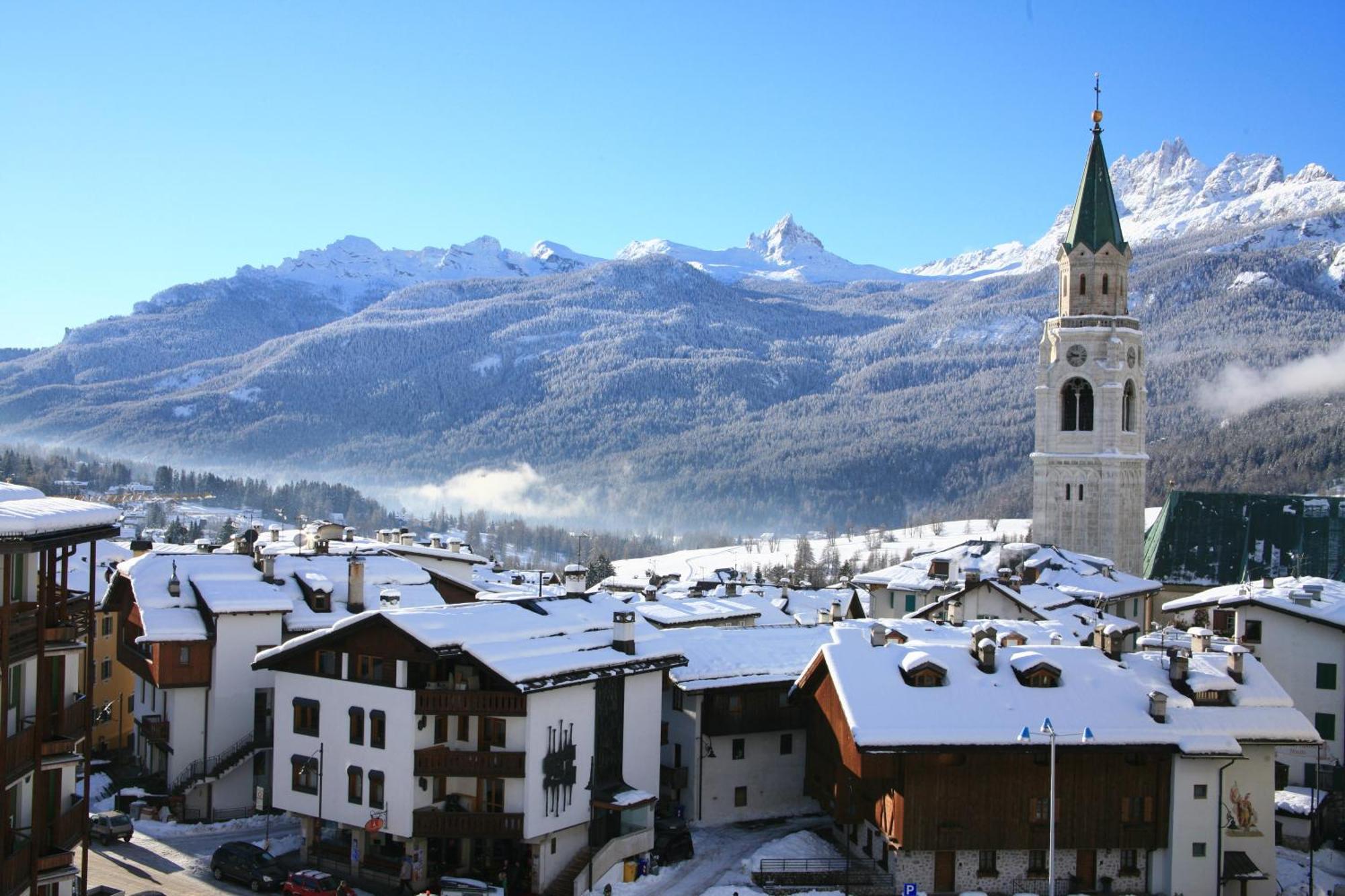Hotel Alaska Cortina Cortina dʼAmpezzo Esterno foto