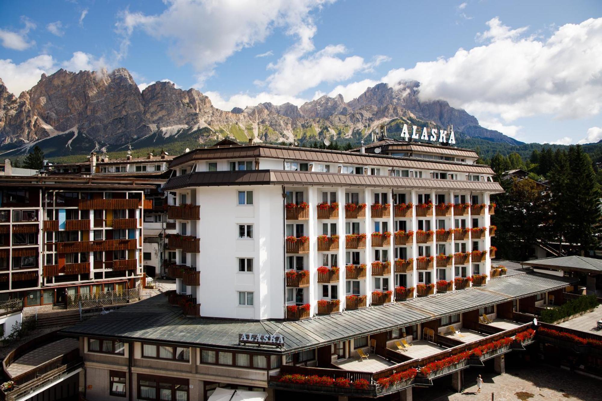 Hotel Alaska Cortina Cortina dʼAmpezzo Esterno foto