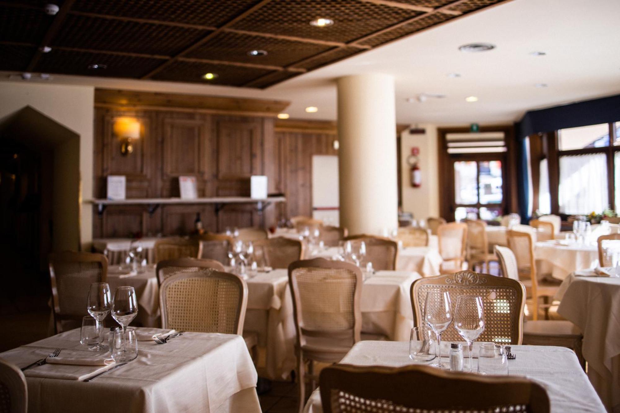 Hotel Alaska Cortina Cortina dʼAmpezzo Esterno foto