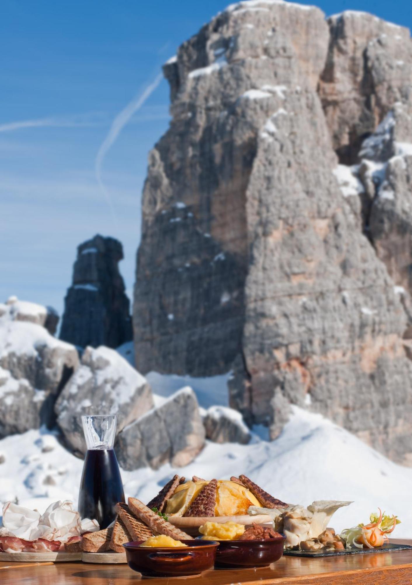 Hotel Alaska Cortina Cortina dʼAmpezzo Esterno foto