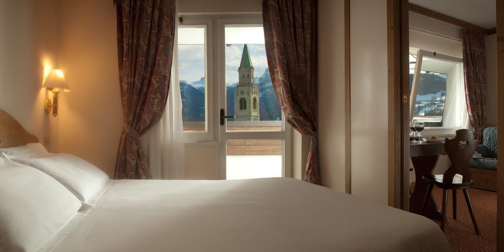 Hotel Alaska Cortina Cortina dʼAmpezzo Esterno foto